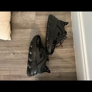 Versace chain reaction black men size 9